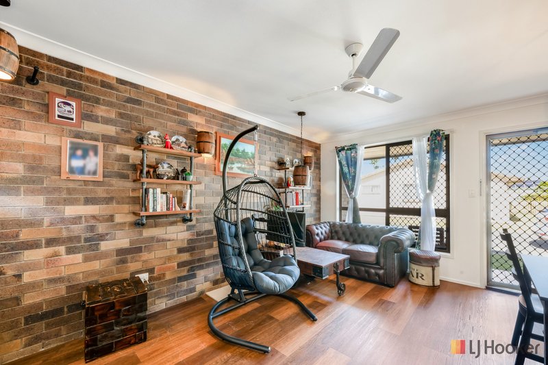 Photo - 3/9 Avenell Street, Avenell Heights QLD 4670 - Image 4
