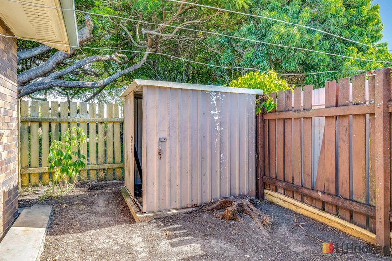 Photo - 3/9 Avenell Street, Avenell Heights QLD 4670 - Image 13