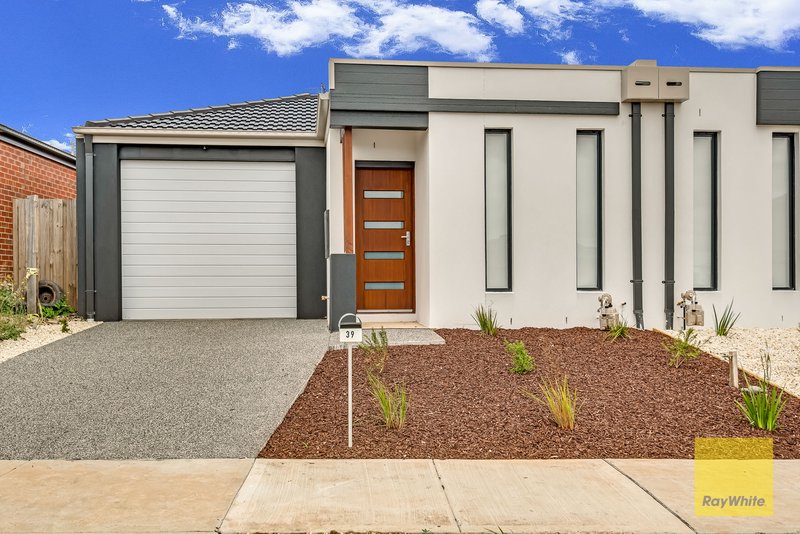 39 B Borboleta Street, Tarneit VIC 3029