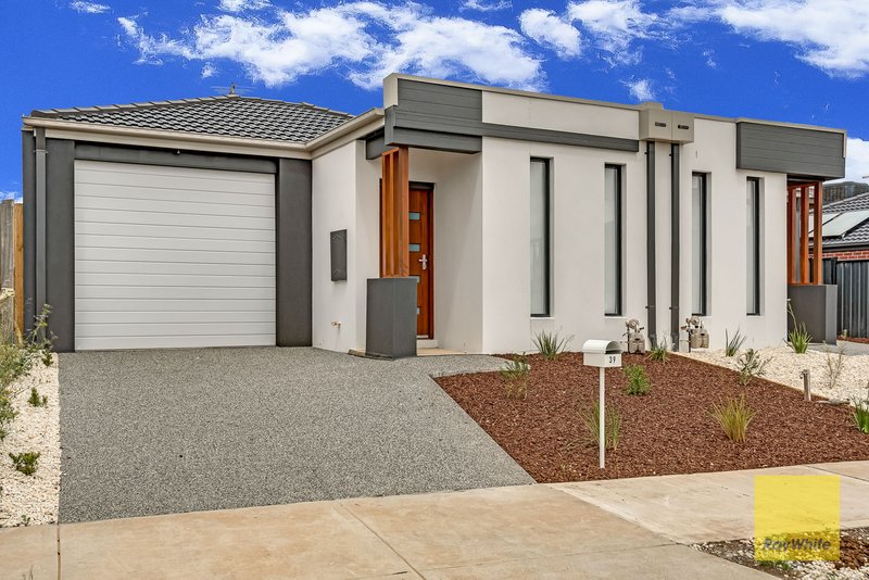 Photo - 39 B Borboleta Street, Tarneit VIC 3029 - Image 2