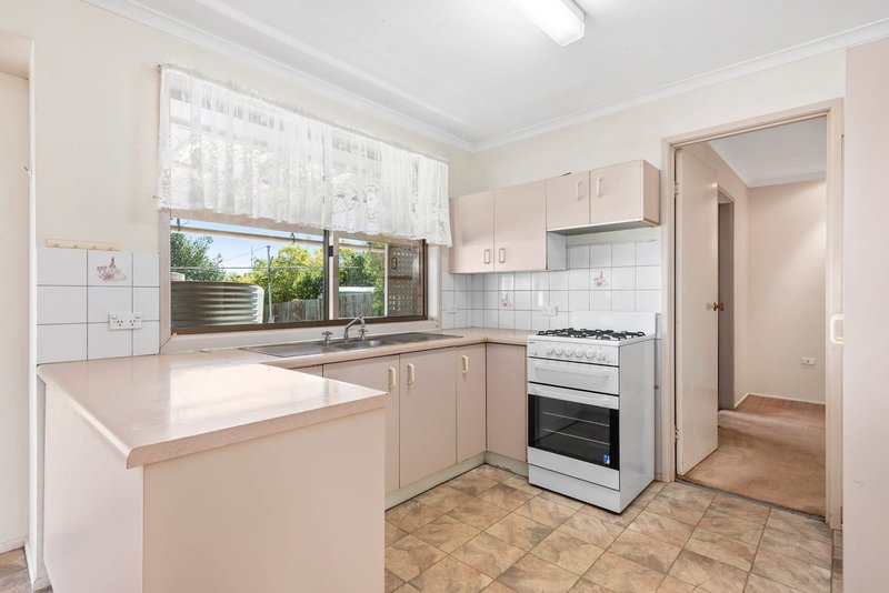 Photo - 39 Banksia Street, Newtown QLD 4350 - Image 2