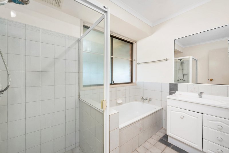 Photo - 39 Banksia Street, Newtown QLD 4350 - Image 10