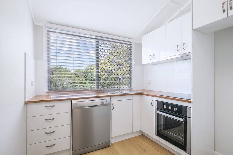 Photo - 3/9 Baradine Street, Newmarket QLD 4051 - Image 1