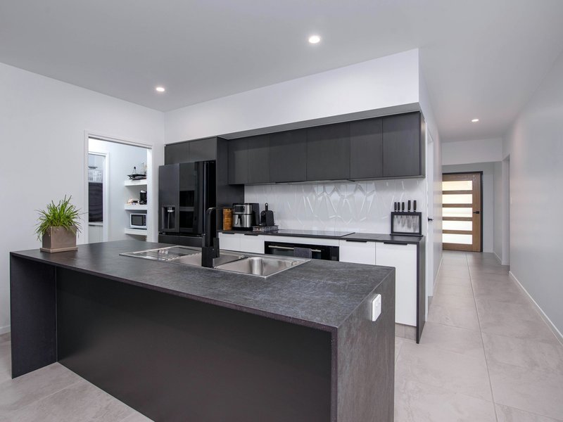 39 Barrbal Drive, Cooya Beach QLD 4873