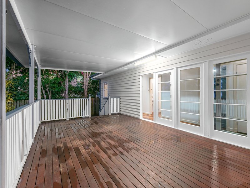 Photo - 39 Bayview Terrace, Wavell Heights QLD 4012 - Image 4