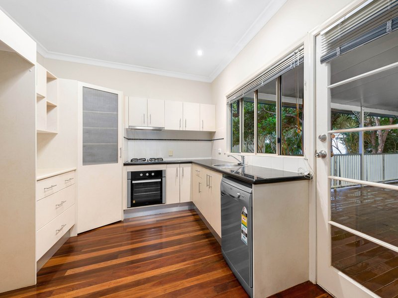 Photo - 39 Bayview Terrace, Wavell Heights QLD 4012 - Image 9