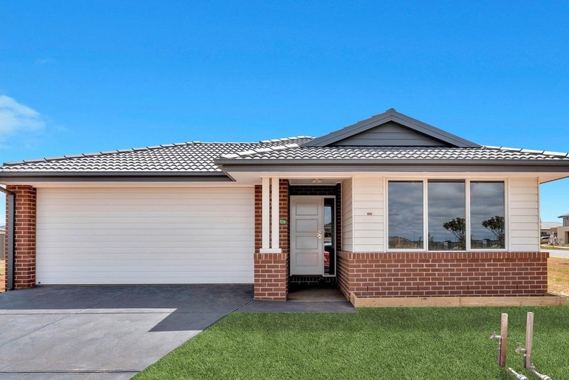 39 Bellerive Crescent, Strathtulloh VIC 3338