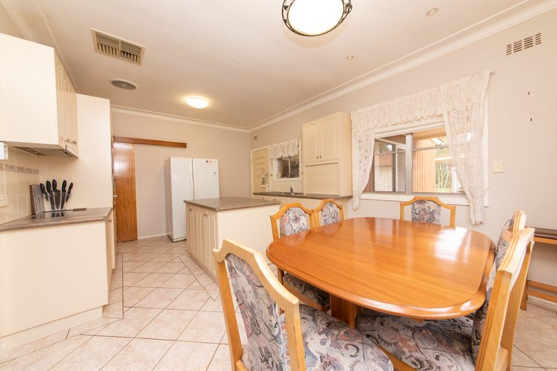 Photo - 39 Bennett Street, Dubbo NSW 2830 - Image 6