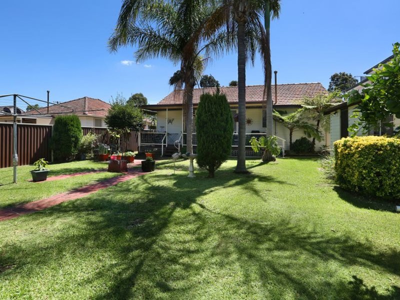 Photo - 39 Biloela Street, Villawood NSW 2163 - Image 4