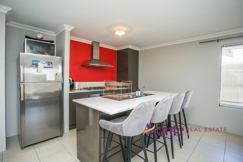 Photo - 39 Birch Rd , Aubin Grove WA 6164 - Image 7