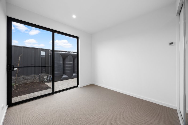 Photo - 39 Birdsong Avenue, Kidman Park SA 5025 - Image 12