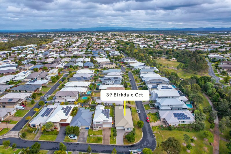 Photo - 39 Birkdale Circuit, North Lakes QLD 4509 - Image 10