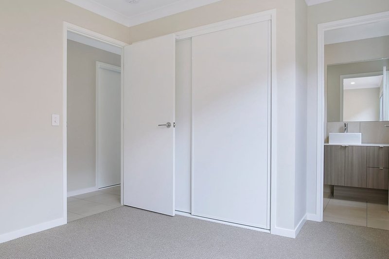 Photo - 39 Bisschop Street, Deception Bay QLD 4508 - Image 3