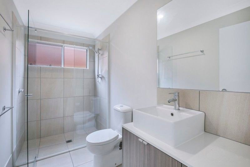 Photo - 39 Bisschop Street, Deception Bay QLD 4508 - Image 4