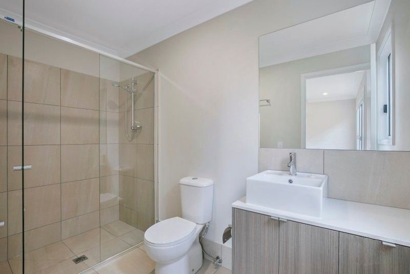 Photo - 39 Bisschop Street, Deception Bay QLD 4508 - Image 5