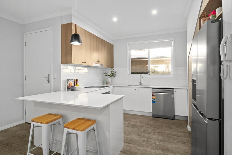 Photo - 3/9 Blackfriars Drive, Carina QLD 4152 - Image 4