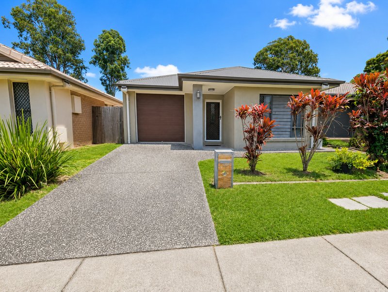 Photo - 39 Blue Mountains Crescent, Fitzgibbon QLD 4018 - Image 1