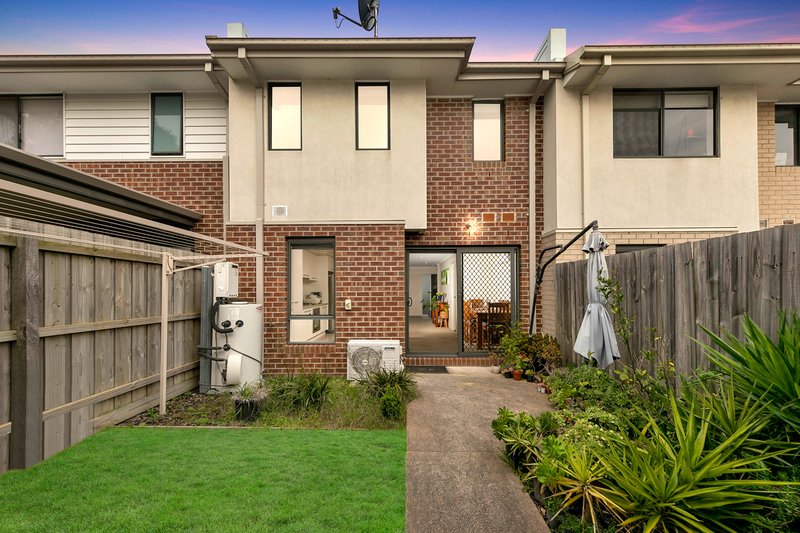 Photo - 39 Breadalbane Avenue, Mernda VIC 3754 - Image 12