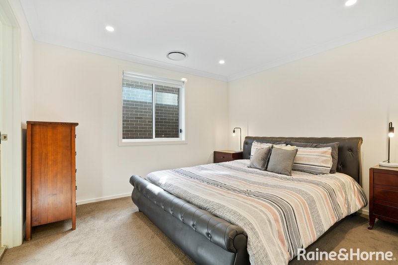 Photo - 39 Broadacre Street, Austral NSW 2179 - Image 6