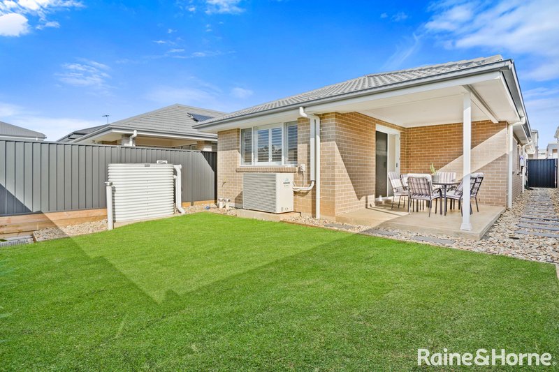 Photo - 39 Broadacre Street, Austral NSW 2179 - Image 11