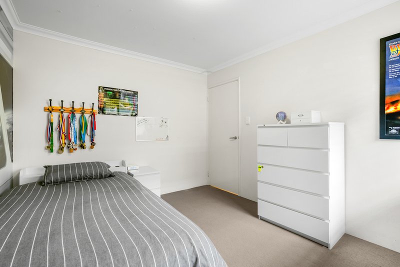 Photo - 39 Broulee Lane, Secret Harbour WA 6173 - Image 17