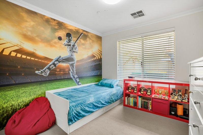 Photo - 39 Broulee Lane, Secret Harbour WA 6173 - Image 18