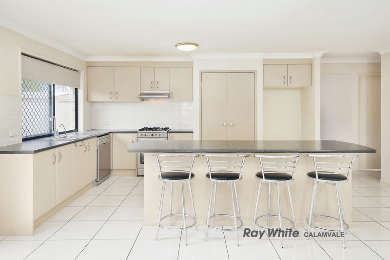 Photo - 39 Bufalino Street, Parkinson QLD 4115 - Image 4