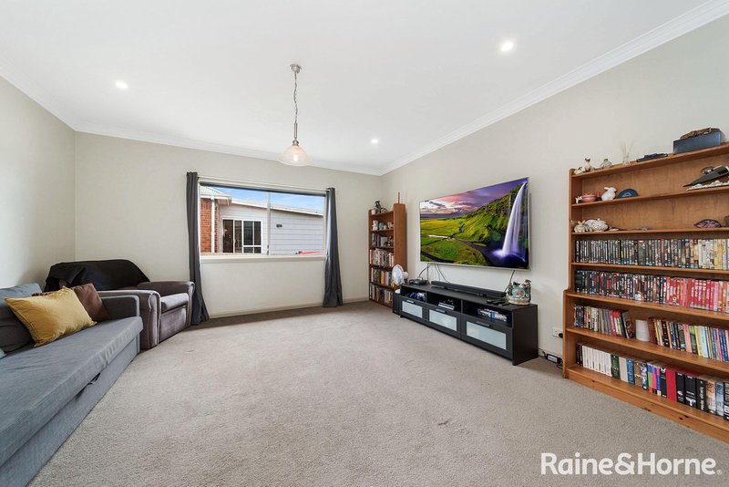 Photo - 39 Bunnaby Street, Taralga NSW 2580 - Image 7