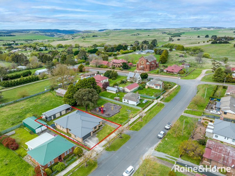 Photo - 39 Bunnaby Street, Taralga NSW 2580 - Image 23