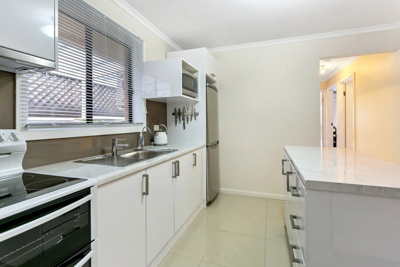 Photo - 39 Byron Avenue, Clovelly Park SA 5042 - Image 3