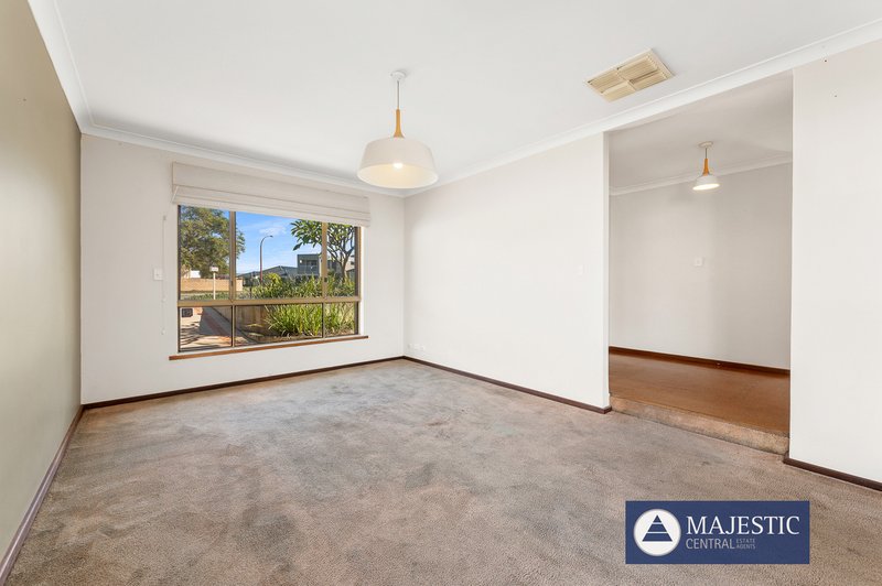 Photo - 39 Bywater Way, Wilson WA 6107 - Image 6