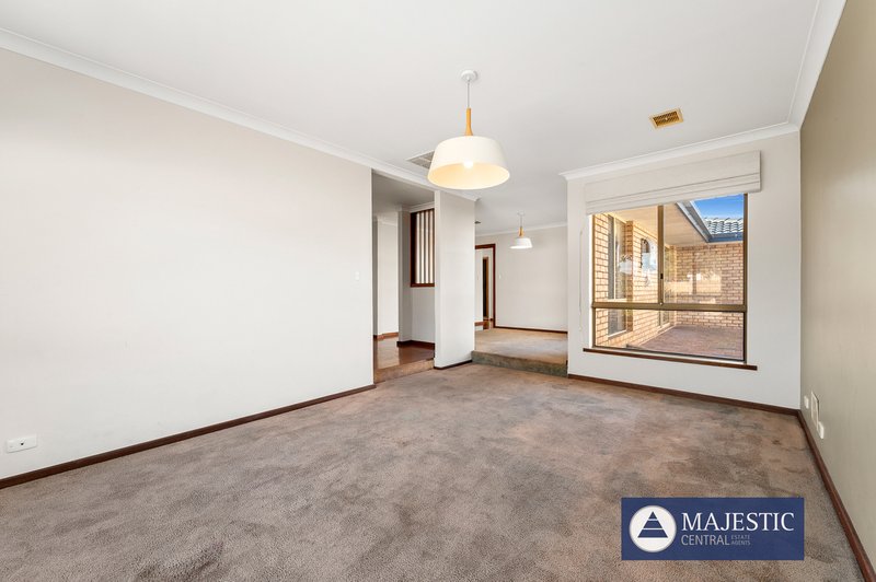 Photo - 39 Bywater Way, Wilson WA 6107 - Image 7