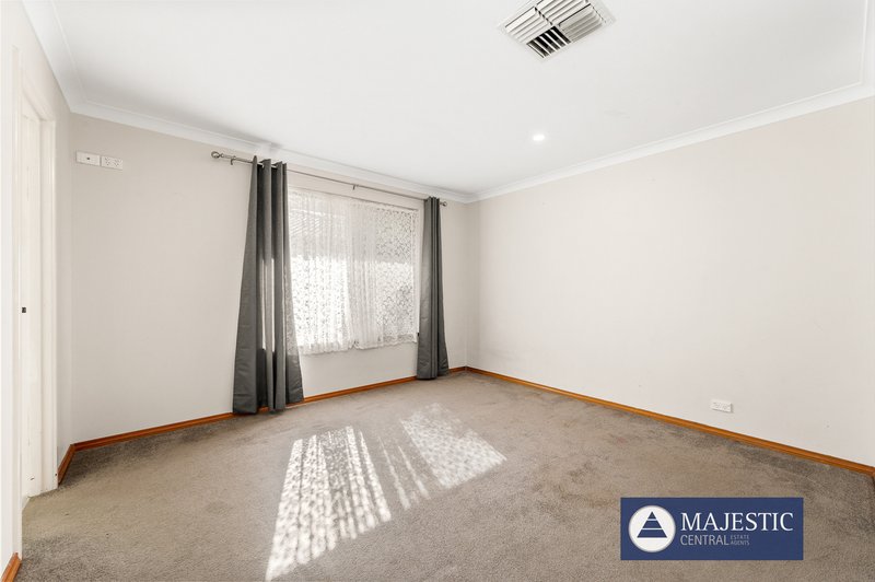 Photo - 39 Bywater Way, Wilson WA 6107 - Image 11