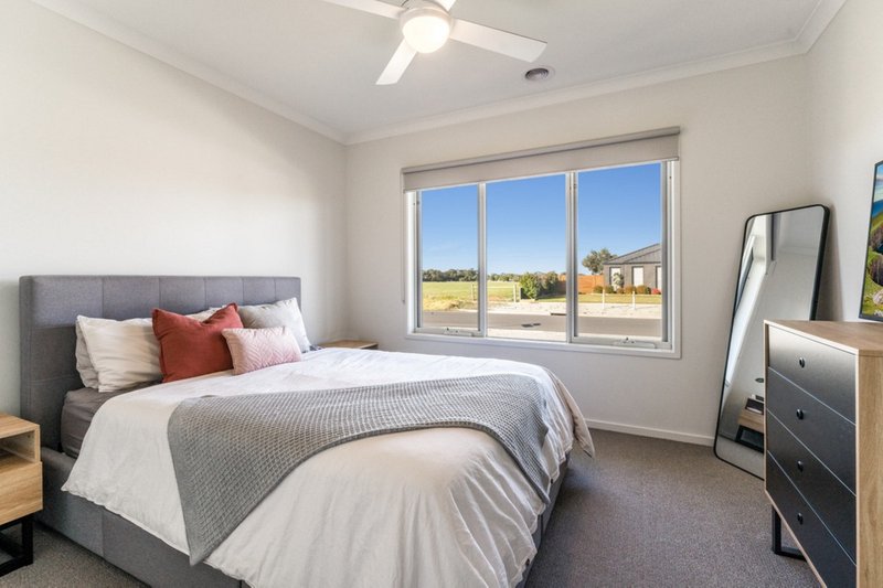 Photo - 39 Caddys Road, Lara VIC 3212 - Image 4