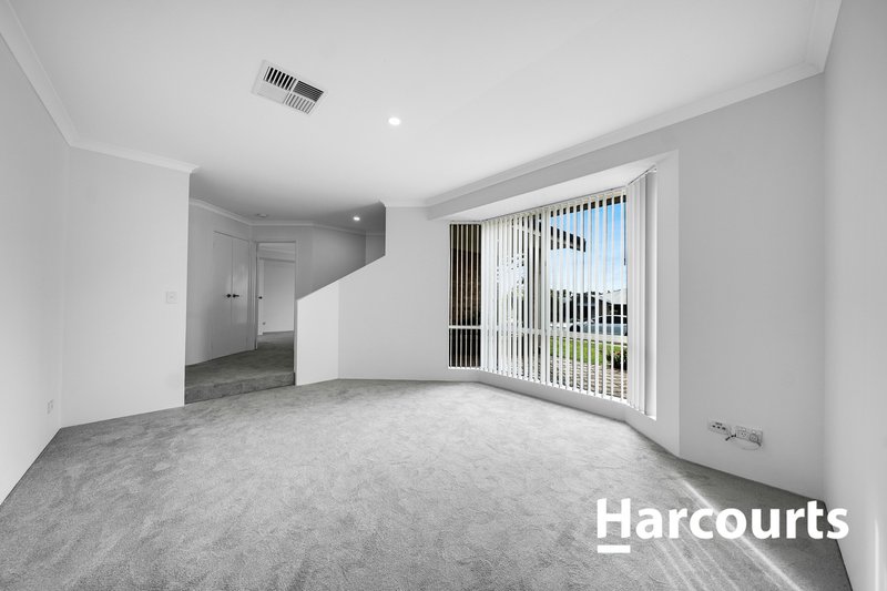 Photo - 39 Cadoux Loop, Hocking WA 6065 - Image 8