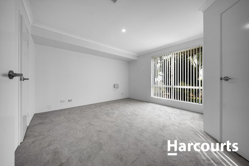 Photo - 39 Cadoux Loop, Hocking WA 6065 - Image 11