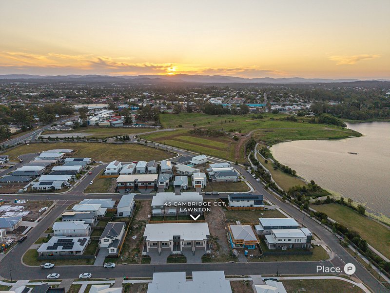 Photo - 39 Cambridge Circuit, Lawnton QLD 4501 - Image 24