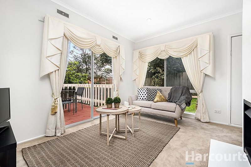 Photo - 39 Candlebark Lane, Nunawading VIC 3131 - Image 3