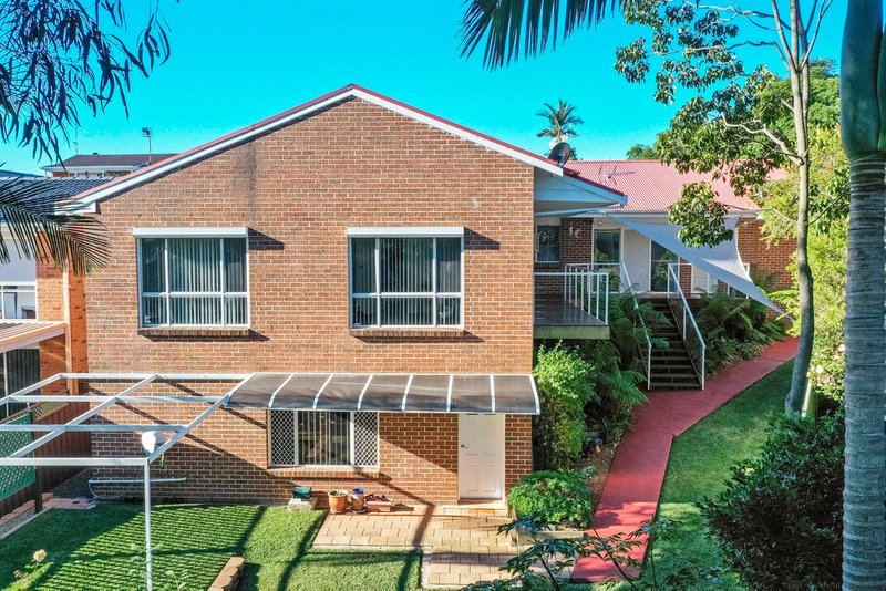 Photo - 39 Cannon Street, Dapto NSW 2530 - Image 2