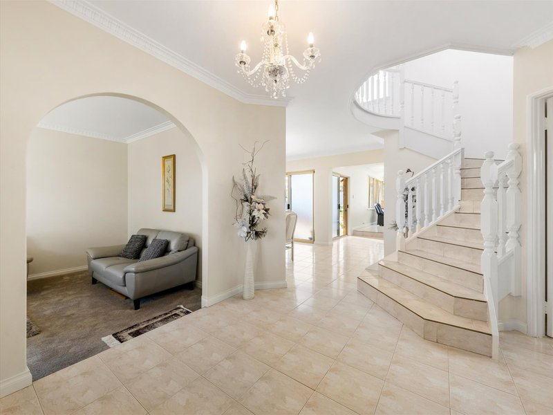 Photo - 39 Castellon Crescent, Coogee WA 6166 - Image 4