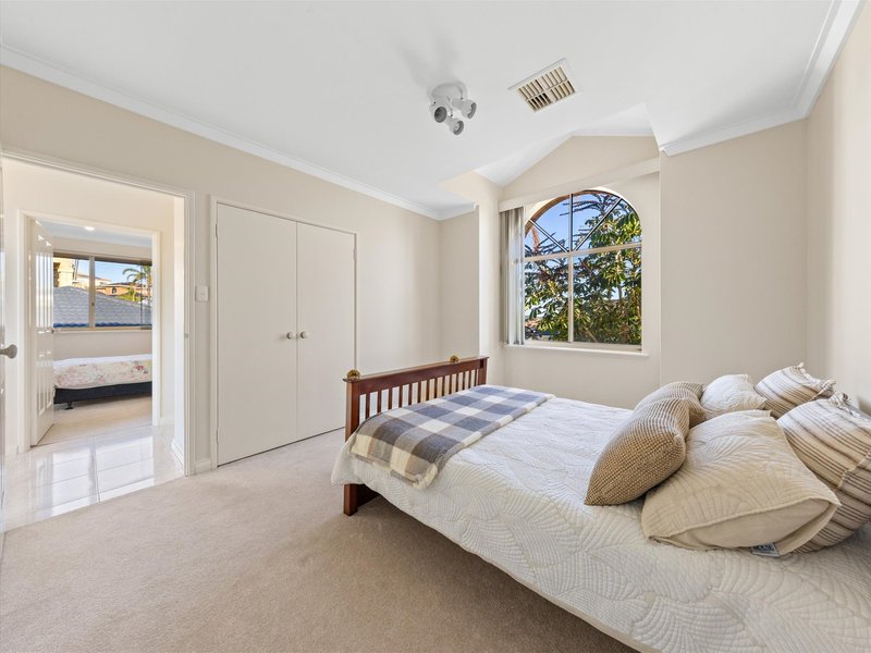 Photo - 39 Castellon Crescent, Coogee WA 6166 - Image 23