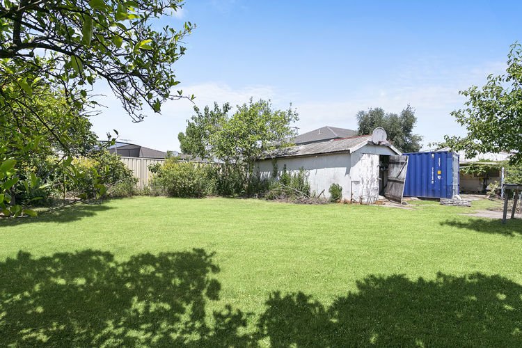 Photo - 39 Centenary Road, Merrylands NSW 2160 - Image 4