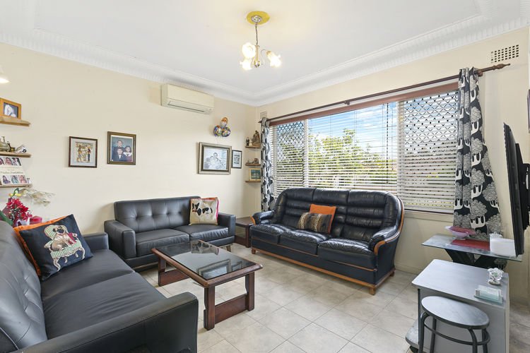 Photo - 39 Centenary Road, Merrylands NSW 2160 - Image 7