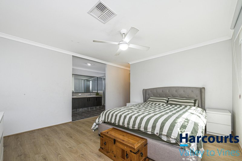 Photo - 39 Cinnabar Bend, Aveley WA 6069 - Image 14