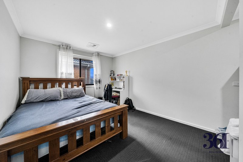 Photo - 39 Clara Avenue, Truganina VIC 3029 - Image 12