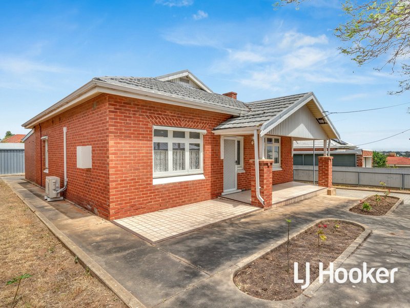 Photo - 39 Clifton Street, Blair Athol SA 5084 - Image 2