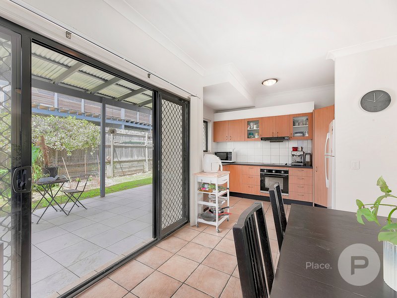 Photo - 39 Clydesdale Avenue, Annerley QLD 4103 - Image 6