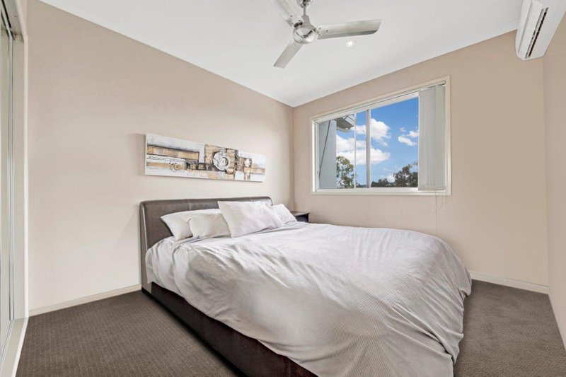 Photo - 3/9 Cockatoo Drive, New Auckland QLD 4680 - Image 13