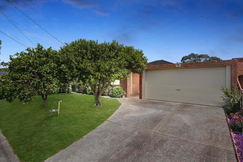 Photo - 39 Cooinda Crescent, Clarinda VIC 3169 - Image 1