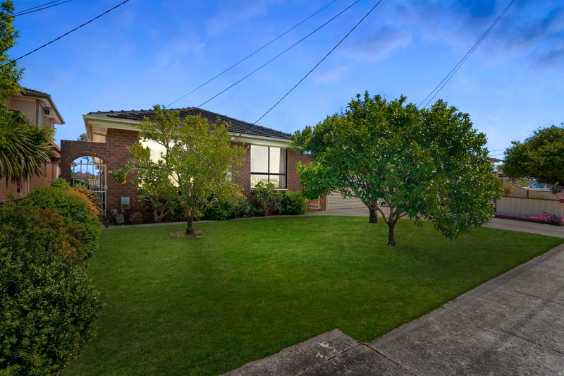 Photo - 39 Cooinda Crescent, Clarinda VIC 3169 - Image 2